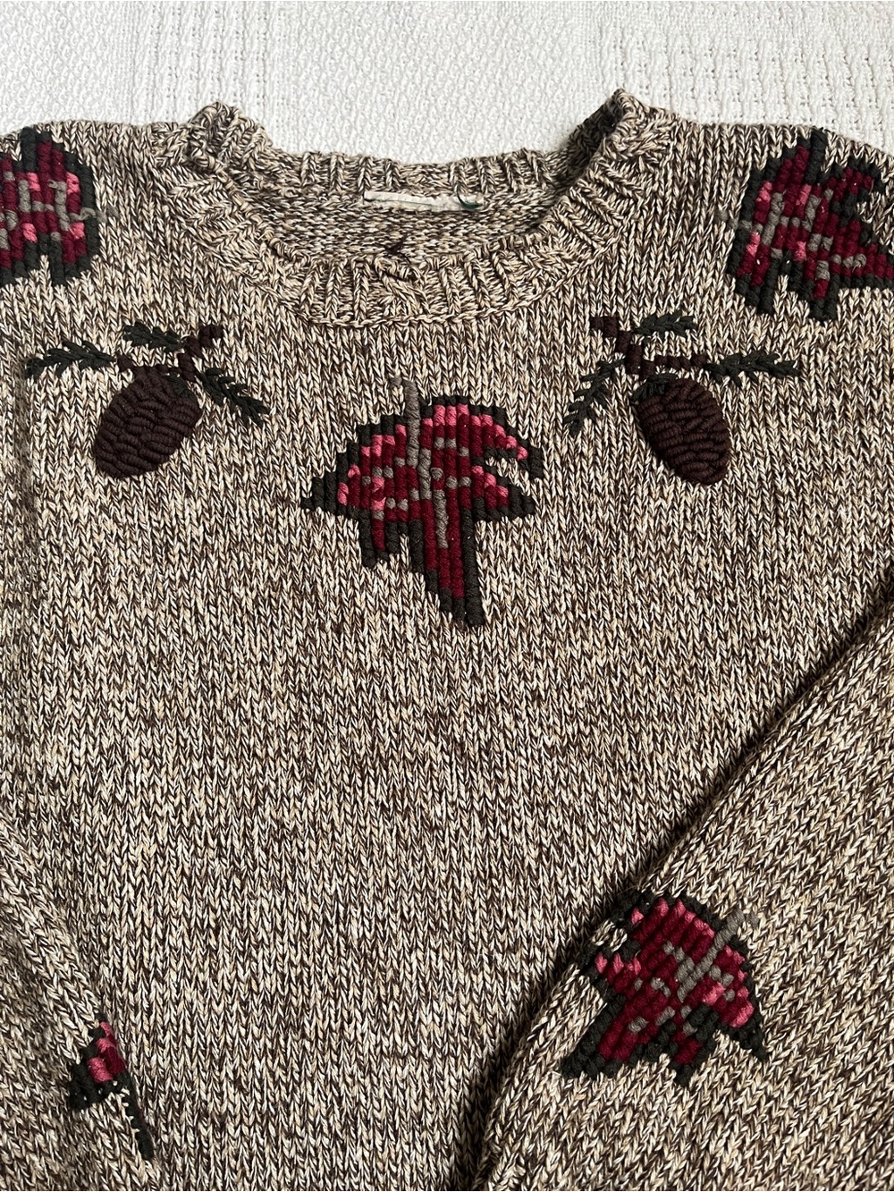 Vintage 90s Woodland Pinecone & Leaf Knit Sweater ππ² - Picture 2 of 5